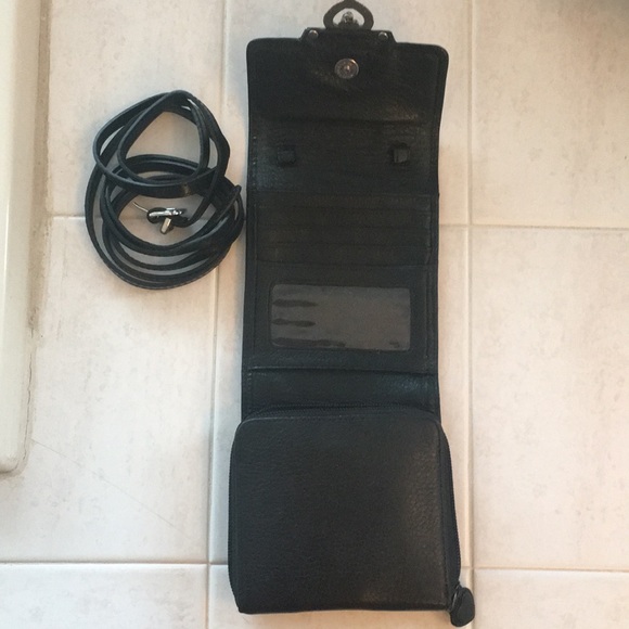 Authentic Brighton Wallet on a string - Picture 4 of 8